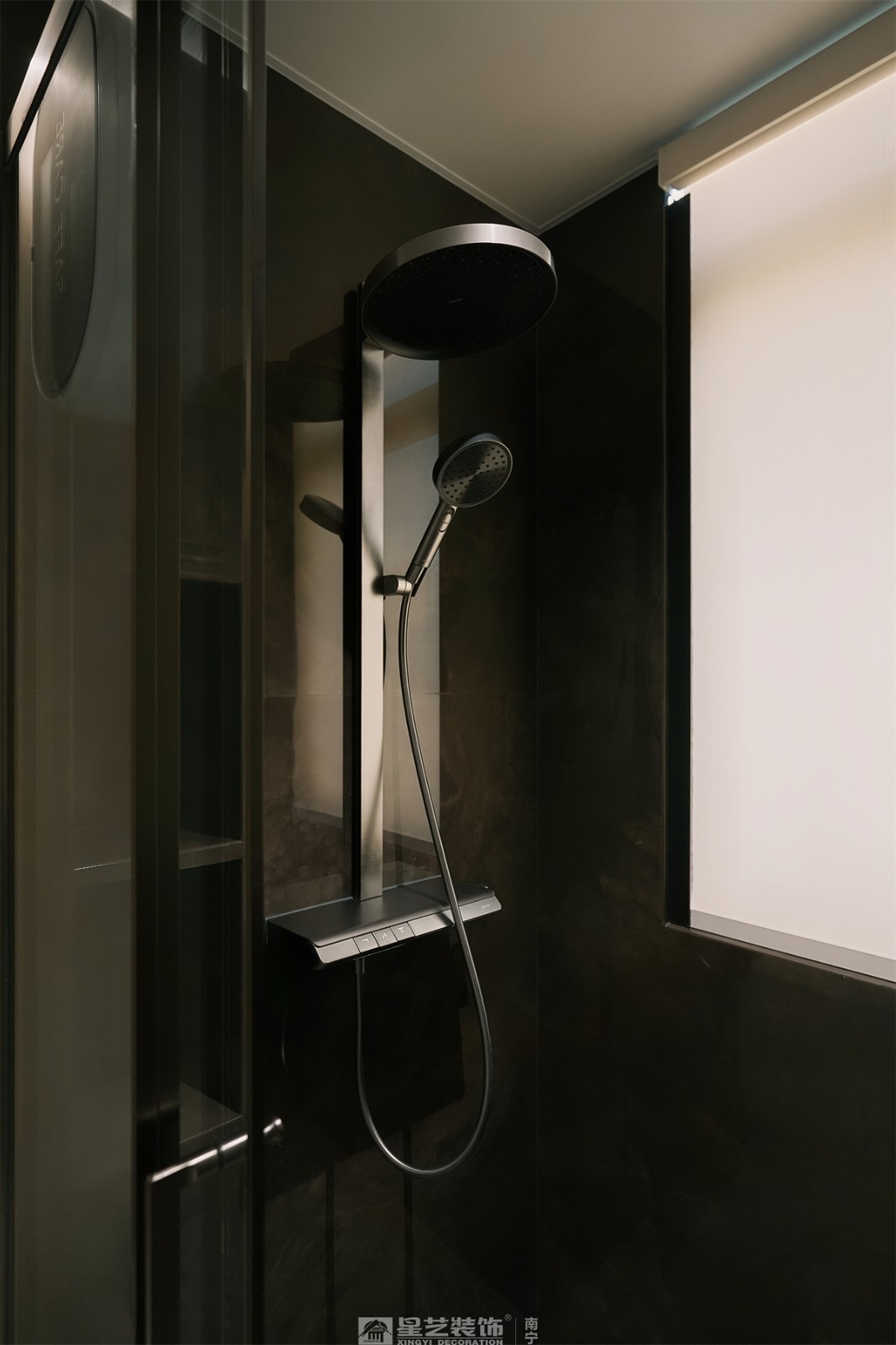 保利君悅灣200平輕奢衛(wèi)生間裝修完工實景圖