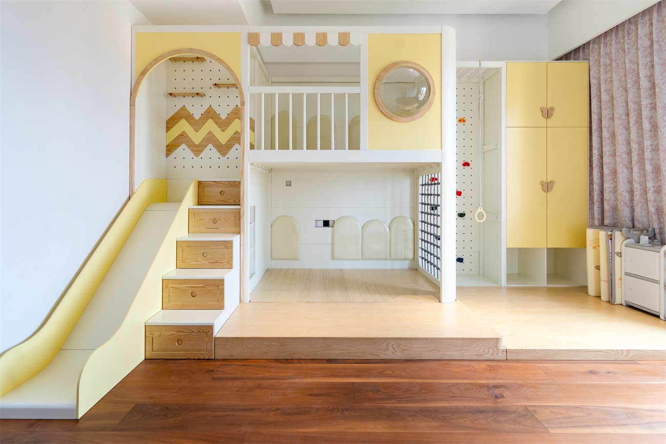 嘉和城依云灣800平現(xiàn)代輕奢臥室裝修完工實景圖