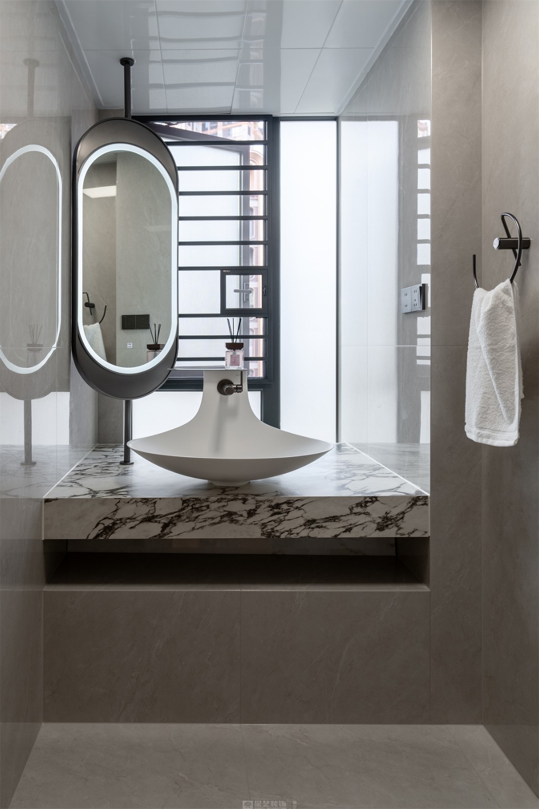 建發(fā)縵云143平法式風(fēng)格衛(wèi)生間裝修實景圖