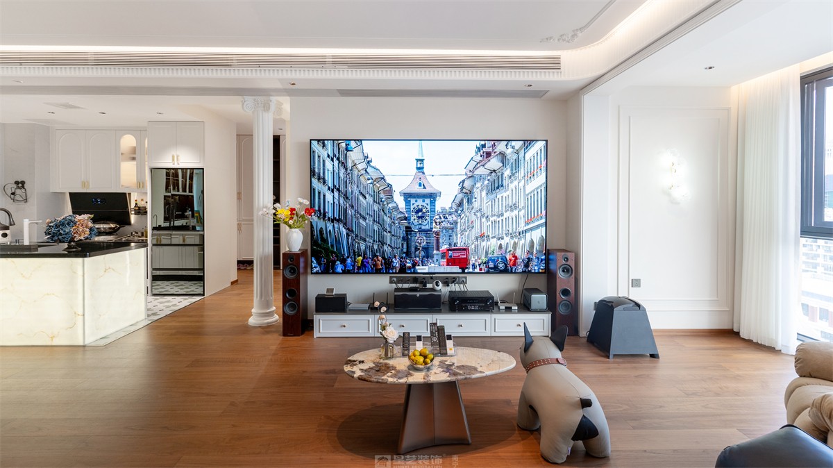 建發(fā)縵云143平法式風(fēng)格客廳裝修實景圖